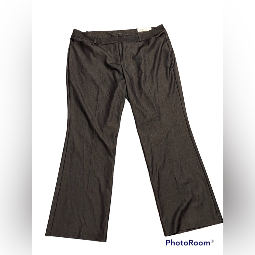 Worhtington Womens Modern Fit Pants NWT and Buttons